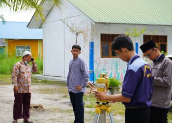 OIF UMSU Ukur Arah Kiblat Masjid Muhammadiyah se-Kabupaten Batu Bara