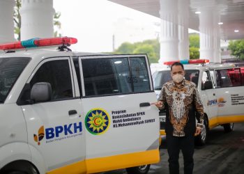 RSU Muhammadiyah Sumatera Utara Terima Ambulance Suzuki APV