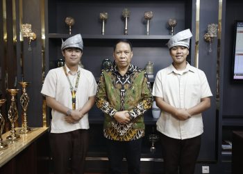 SEA Teacher: Rektor UMSU Lepas 2 Mahasiswa Filipina Kembali ke Negara Asal