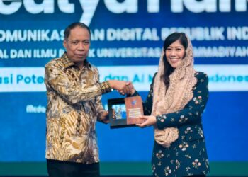 Kuliah Perdana Mahasiswa Baru UMSU, Menteri Komdigi Dorong Gen Z Optimalkan AI