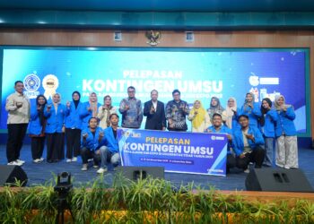 Rektor UMSU Lepas Kontingen PIMNAS dan KMI Expo ke Ajang Nasional Mahasiswa Berprestasi Terima Tali Asih