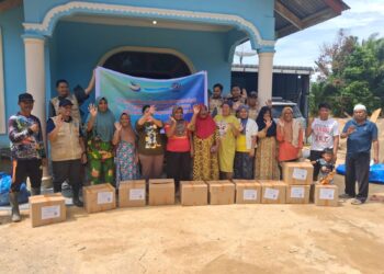 Tim PKM UMSU Salurkan Logistik dan Pengobatan kepada Warga Terdampak Banjir dan Longsor di Tapanuli Tengah