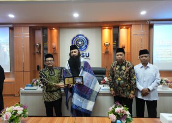 Syeikh Reza dan Peggy Melati Sukma Undang Mahasiswa UMSU Magang di New Zealand